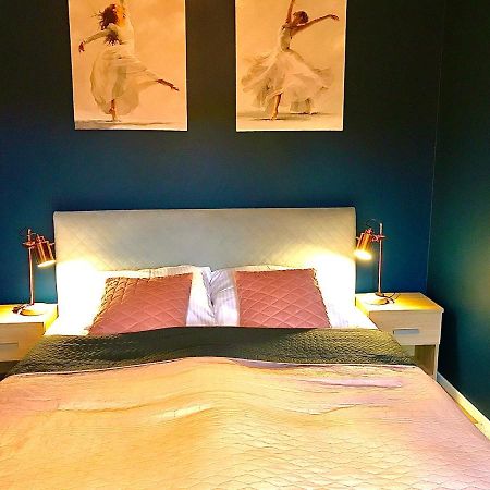 Apartament „Blue Forest” Еленя-Гура Экстерьер фото